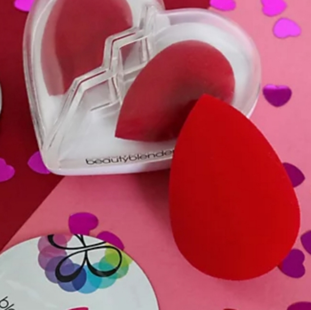 🌟HP🌟BEAUTY BLENDER Heart shape duo - Picture 7 of 8